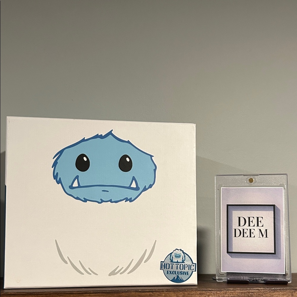 Chomp - Abominable Toys; Hot Topic Exclusive
